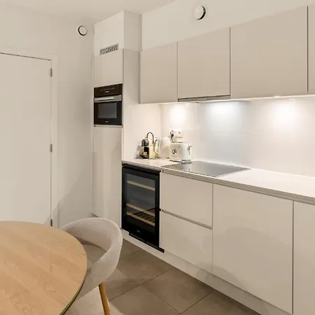 Apartament Modern 4-guest In